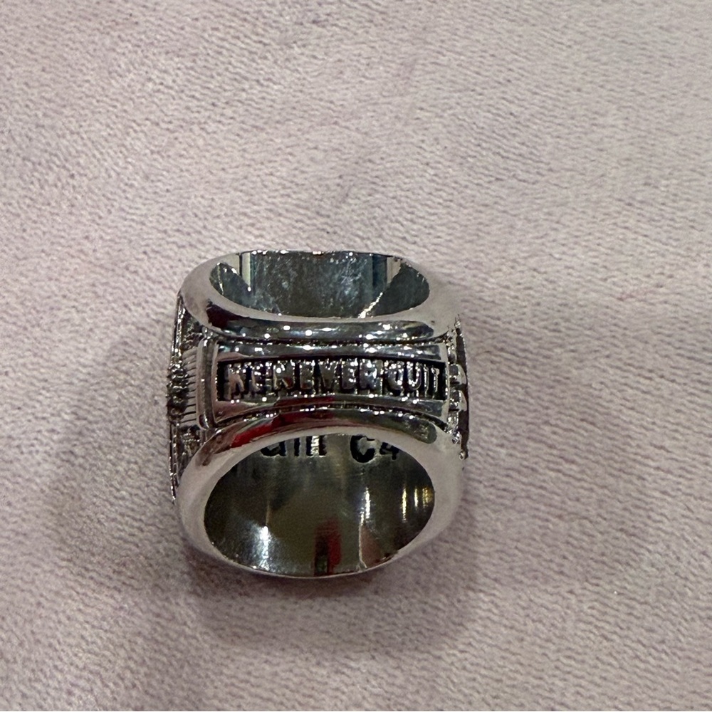 2016 Chicago Cubs World Series Champions Ring Rizzo 44 Replica w/ Box - Picture 7 of 8